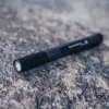 Pen flashlight Ledlenser P4 Juoda — kompaktiškas LED rašiklinis žibintuvėlis, 180 lm, 90 m spindulys, AAA x2, IP54