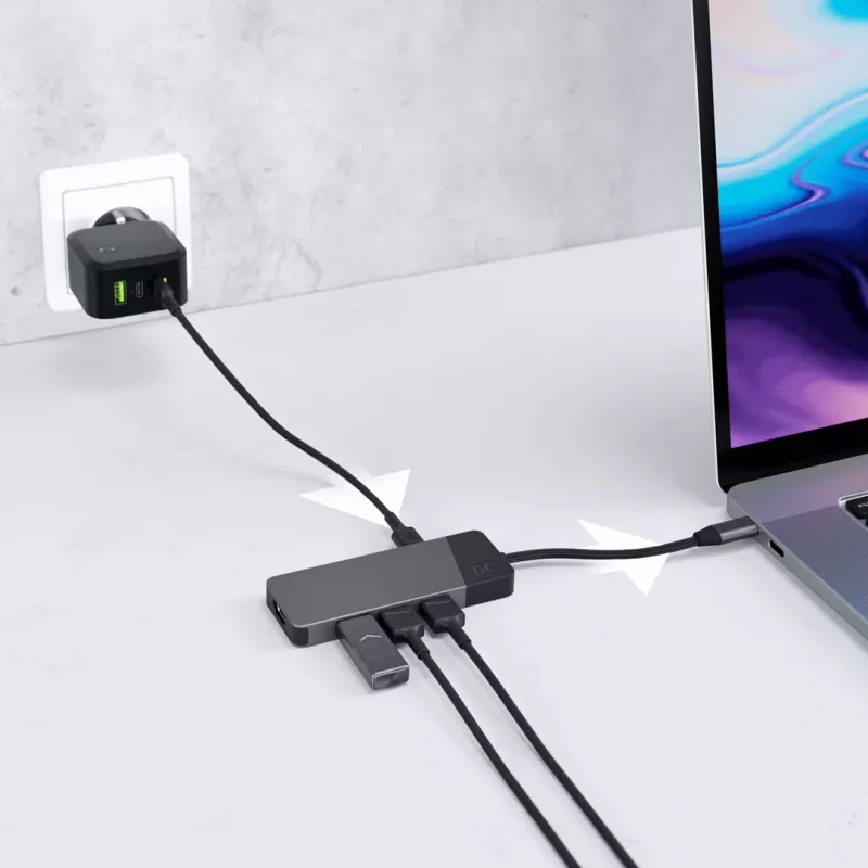 USB Type‑C šakotuvas Green Cell HUBGC01 — 7 prievadai: 3×USB‑A 3.2 Gen 1, 1×USB‑C 3.2 Gen 1, HDMI, microSD+SD kortelių skaitytuvas — sidabrinis