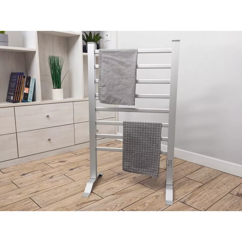 Elektrinė skalbinių džiovyklė NOVEEN ECD25 — 25 L talpa, 125 W, laikmatis, aliuminis, IP22, pakabinama