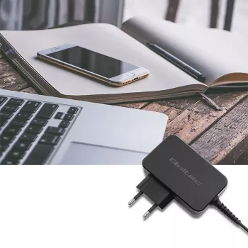 Mobiliojo įrenginio įkroviklis QOLTEC 51024 — Universalus kintamosios srovės patalpų įkroviklis, 65W PD, 20V/3.25A, 1.2 m laidas, juoda