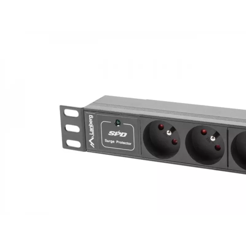 Maitinimo skirstymo įrenginys LANBERG PDU-03E-0200-BK — 1U, 3x E tipo lizdai, 220–250 V, 16 A, 2 m laidas, juodas