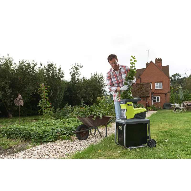 Ryobi RSH3045U - Smulkintuvas - Elektrinis - 3000 W - Pjovimo talpa: 45 mm - 21 kg