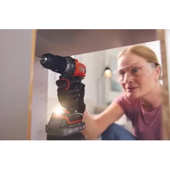 18V BCD383D2TA Juoda+DECKER grąžtas/suktuvas