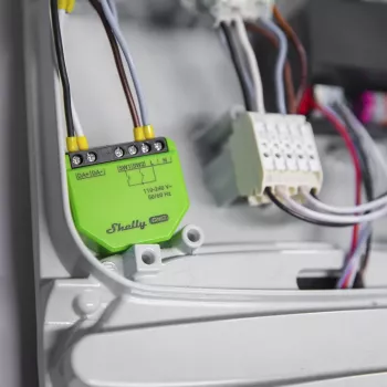 Dimmer Shelly DALI Gen3 su 0–10V palaikymu, Shelly — belaidis, 110–240V, juodas plastikas