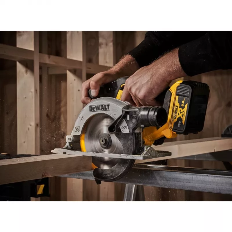 DEWALT. DISKINIS PJŪKLAS. 18V 165mm DCS565N