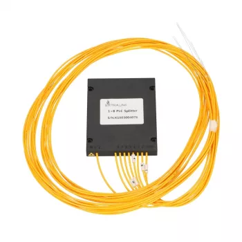 Šviesolaidinis PLC skirstytuvas 1:8 Extralink SC/APC 2.0mm 1.5m G657A ABS modulis (be jungčių)