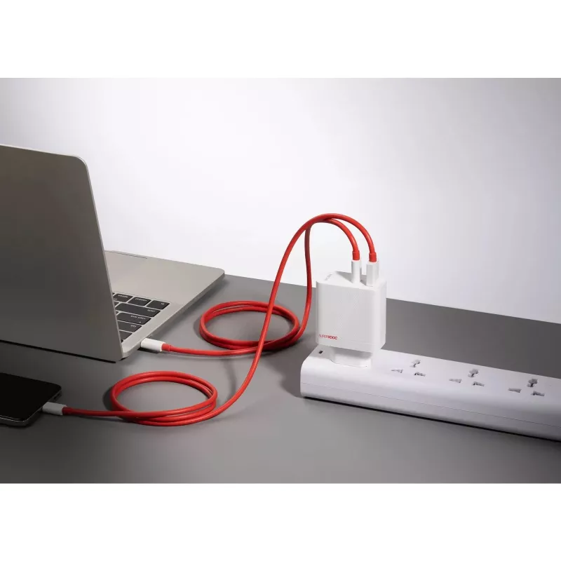 OnePlus 80W maitinimo adapteris (Type-C + Type-A)