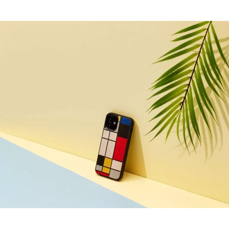 Telefono dėklas Man and Wood, skirtas iPhone 12 mini — medinė nugarėlė, juodas rėmelis