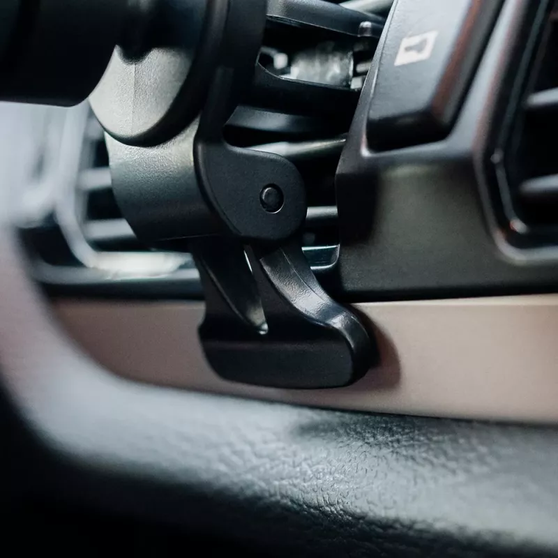 Belaidis automobilinis įkroviklis Tellur TLL151431, suderinamas su MagSafe, 15 W, juodas, išmaniesiems telefonams