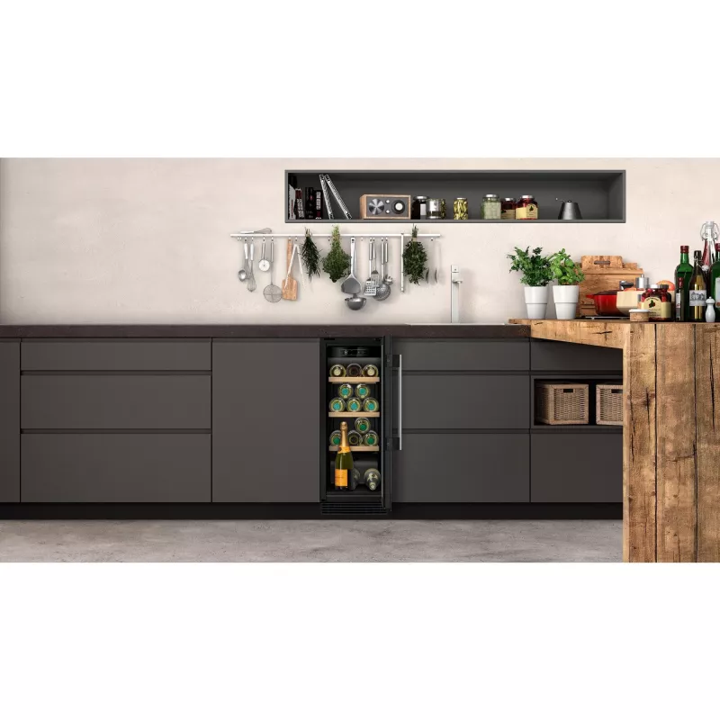 Neff KU9202HF0 vyno aušintuvas Įmontuojamas Juoda 21 butelis(-iai)