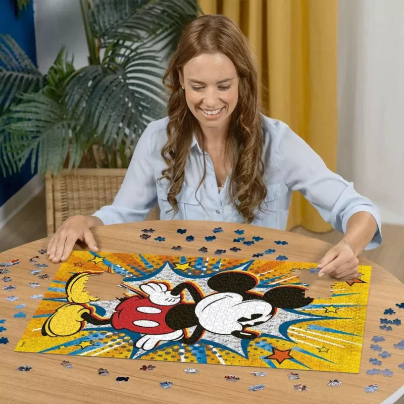 Dėlionė Disney Retro Mickey (1000 detalių)