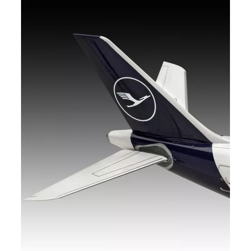 Plastikinis lėktuvo modelis REVELL Airbus A330-300 Lufthansa mastelis 1:144