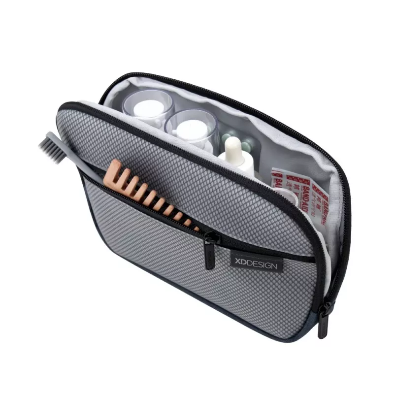 Tualeto krepšys XDDESIGN First-Class All-in-One Travel Organiser P706.3425, Granato spalvos, užtrauktukas, 380 g, 17×27.5 cm išorinė dėžutė