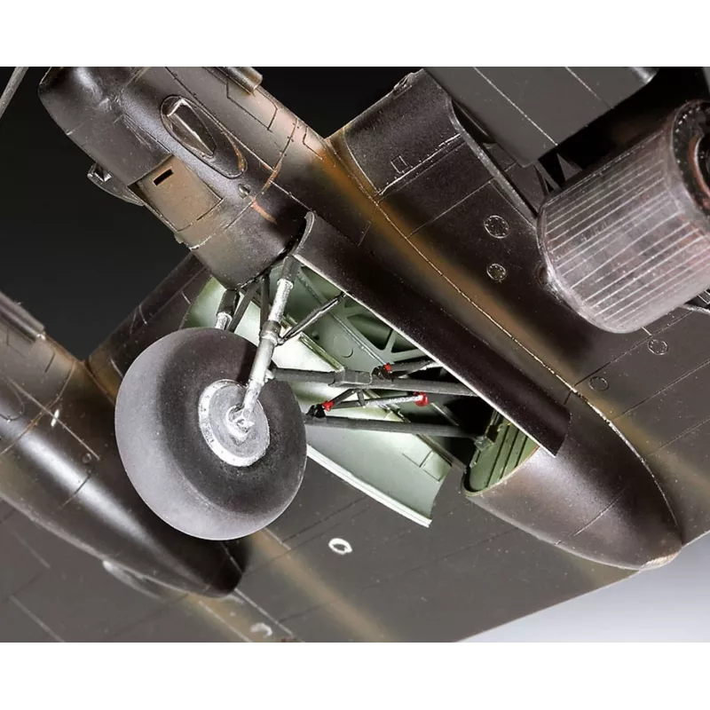 Revell Lancaster B. Iii Dambusters (04295) 1:72 mastelio lėktuvo plastikinis modelio rinkinys