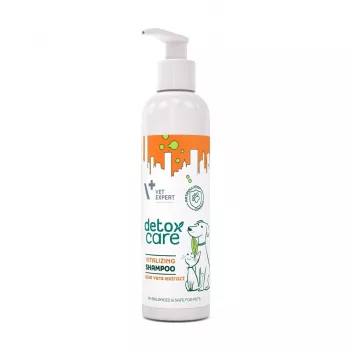 Kačių šampūnas VETEXPERT Detox Care Vitalizing 250 ml — maitinantis šampūnas suaugusioms katėms, visų tipų kailiui