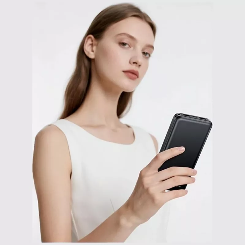 Išorinė baterija usams PB83 10000mAh PD 2×USB-A USB-C balta
