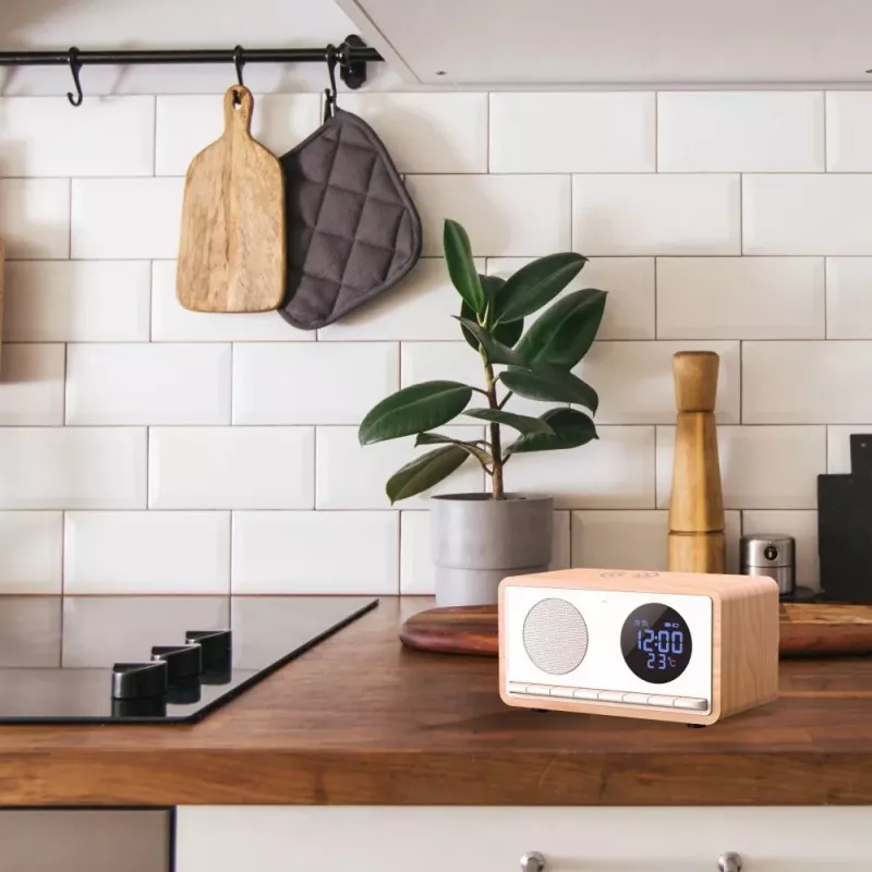 MANTA RDI912W Rimini radijo laikrodis, Bluetooth ir belaidis įkrovimas, baltas