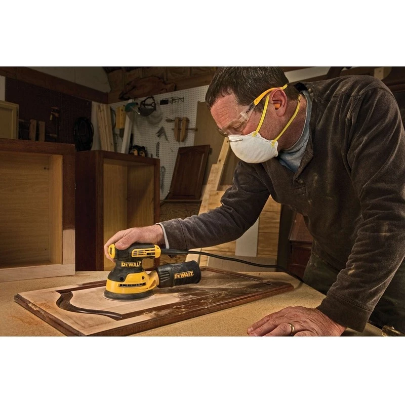 Orbitinis šlifuoklis DeWalt DWE6423-QS, 280 W, 8 000–12 000 OPM, 2,6 mm eiga, 1,28 kg