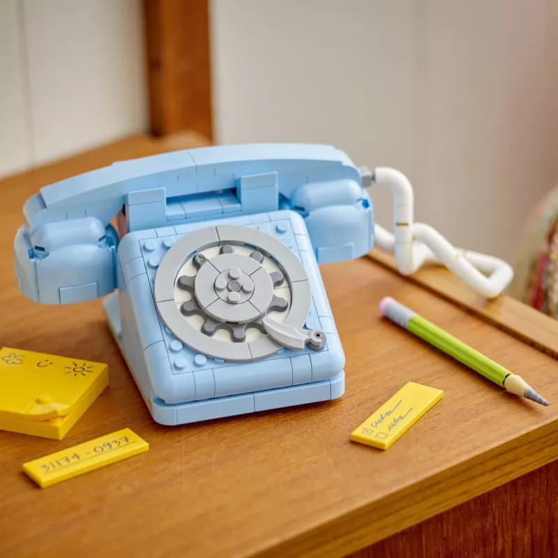 Konstravimo žaislas LEGO Creator 3-in-1 31174 Retro telefono rinkinys, 383 dalys, 8+ metų, 70×110×150 mm
