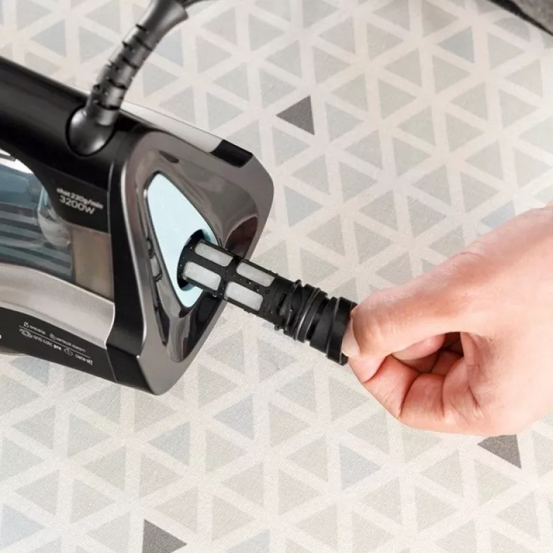 Sauso ir garų lygintuvas Taurus Geyser Eco 3200 W, 220 g/min garų srautas, anoduotas padas, juodas
