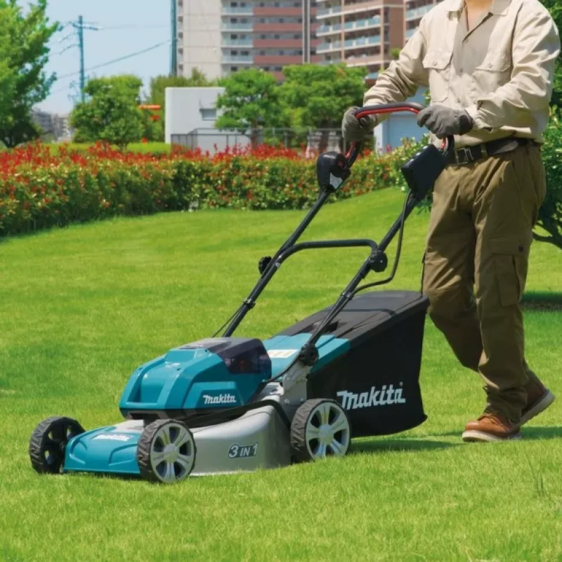 Makita DLM460Z vejapjovė, baterija, juoda, mėlyna