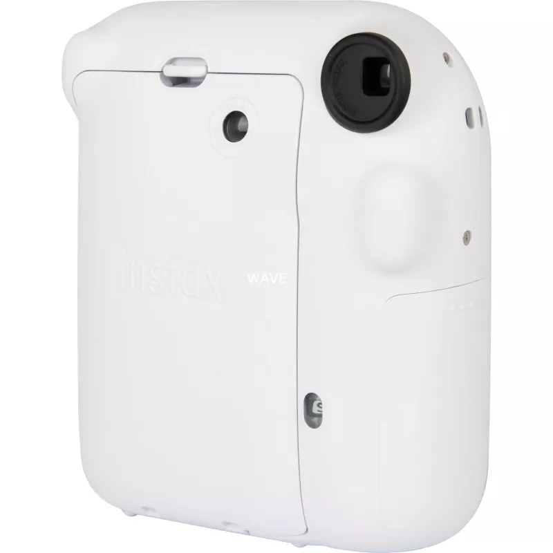 Momentinė kamera Fujifilm Instax Mini 12 White — 86×54 mm atspaudai, 60 mm židinio nuotolis, AA baterija