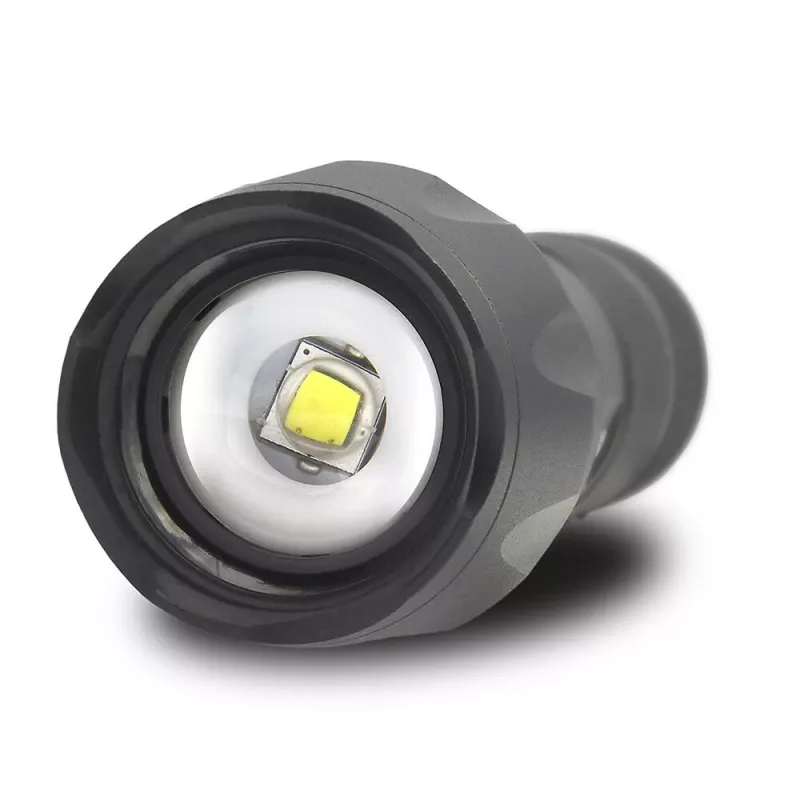 Žibintuvėlis everActive FL600 — 600 lm, 10 W, aliuminio korpusas, IPX4, 130 mm, 3×AAA, raudonas