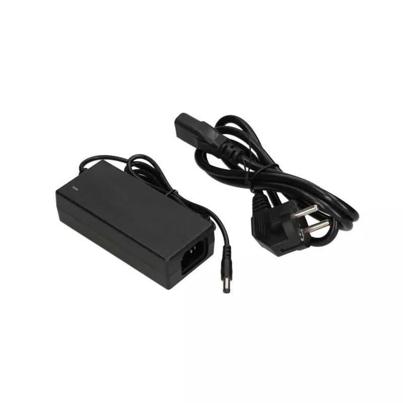 Nevaldomas komutatorius Extralink EUROS V2 4x 100Mb/s PoE/PoE+