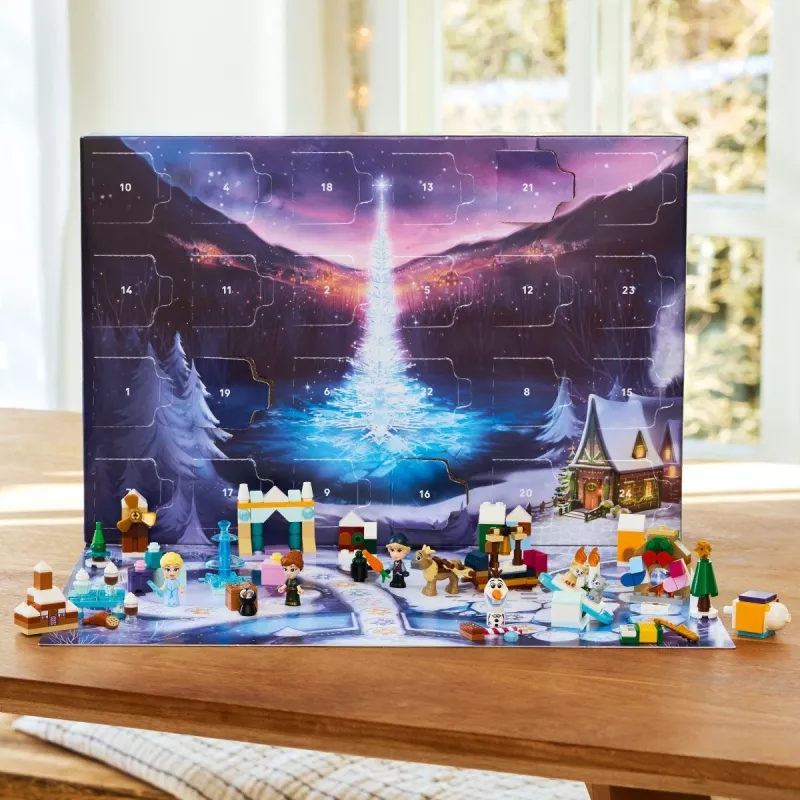 Konstruktorius LEGO Disney Frozen Advento kalendorius 2025 rinkinys 43273 — 231 detalė, 4 minifigūrėlės, amžius 5+