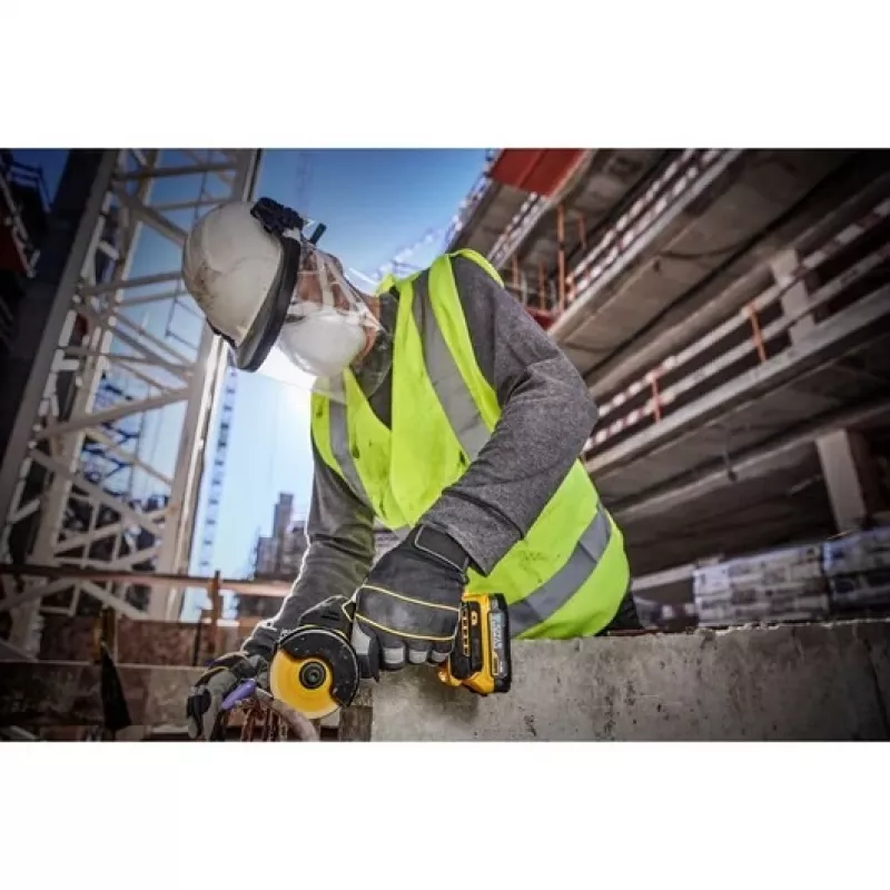 DeWALT DCS438N-XJ 18V XR kampinis šlifuoklis be laidų, 76 mm