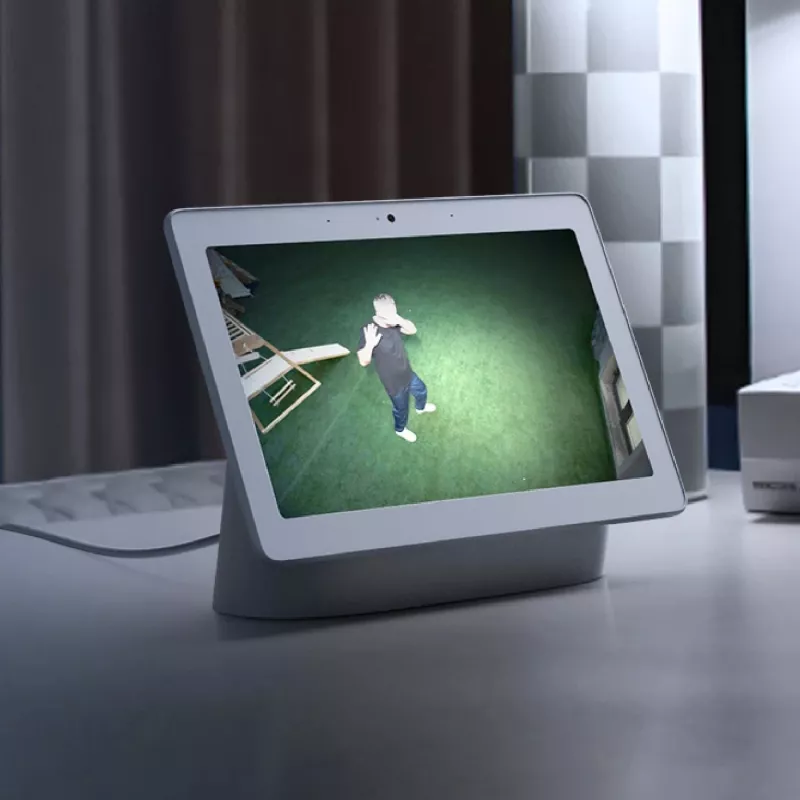 Lauko prožektoriaus kamera Reolink Floodlight Series F751W — 8 MP, F2.8mm/F1.6 objektyvas, IP66, Micro SD iki 512GB