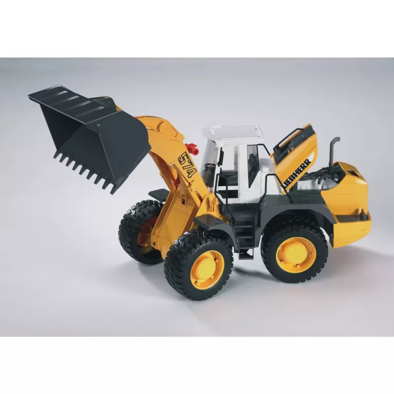 Liebherr L574 šarnyrinis kelio krautuvas