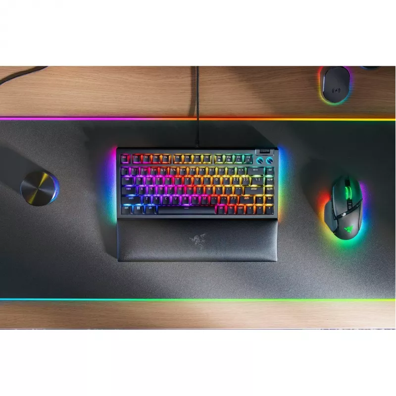 Klaviatūra Razer JuodaWidow V4 Žaidimų USB QWERTY US English juoda