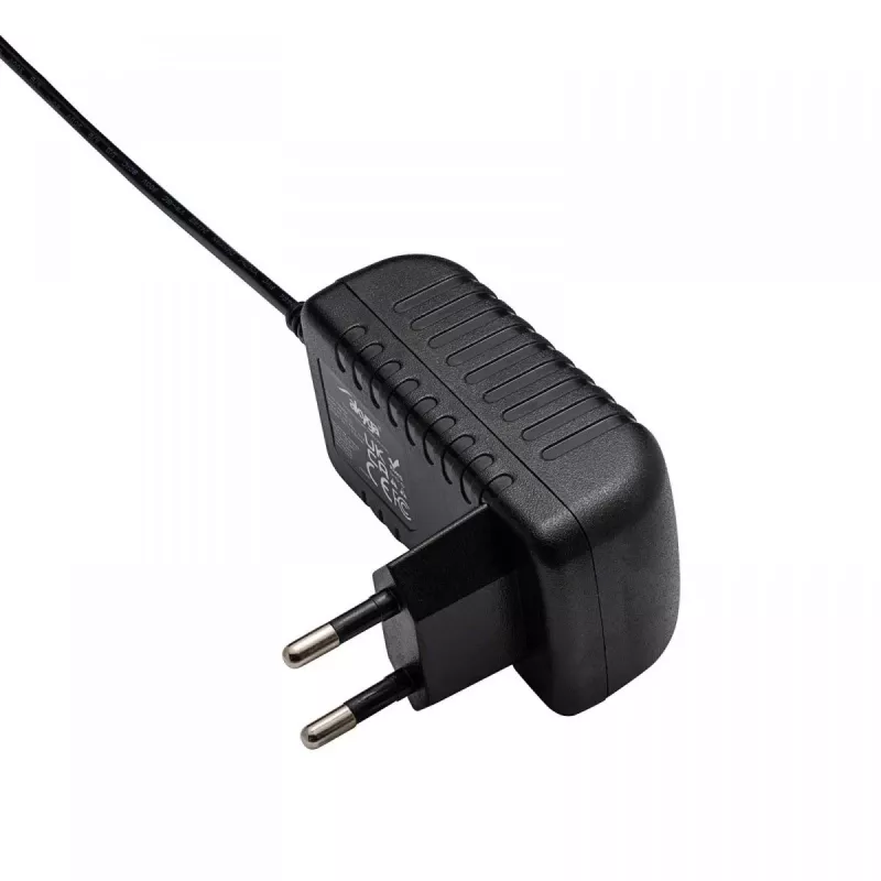 Akyga AK-TB-09 maitinimo adapteris inverteris Vidinis 5 W Juoda