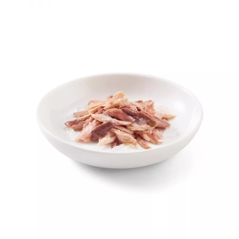 SCHESIR Tunas su jautiena drebučiuose - šlapias kačių maistas - 85g