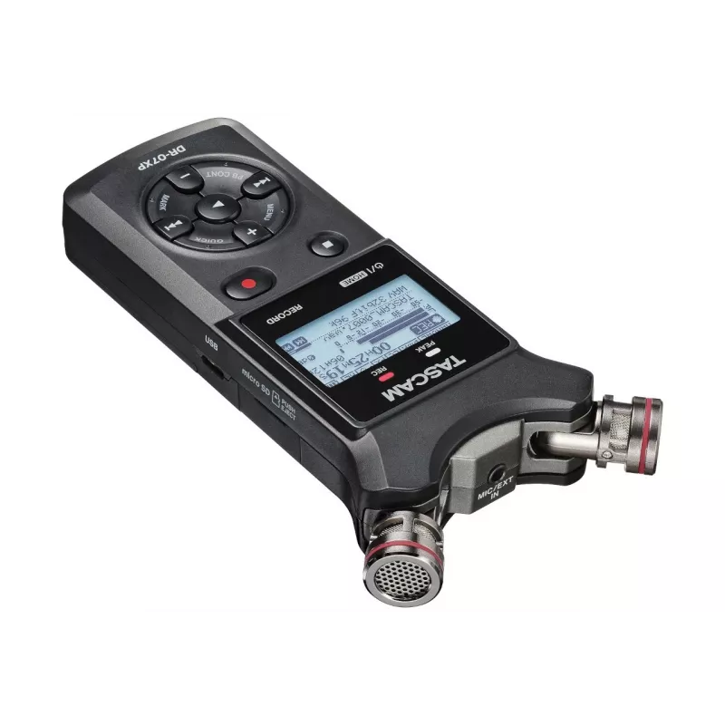 Tascam DR-07XP - nešiojamas skaitmeninis įrašytuvas su USB sąsaja