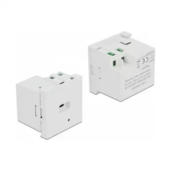 Sieninis lizdas DELOCK 81312 USB-C 100–240 V 0,5 A Balta, LED maitinimo indikatorius