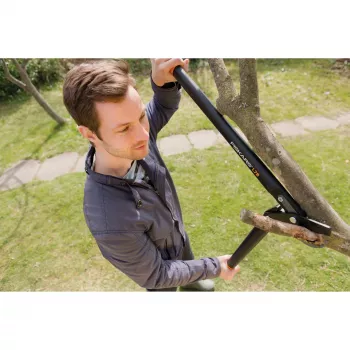Genėjimo žirklės Fiskars 1000584 apvedamosios juodos oranžinės