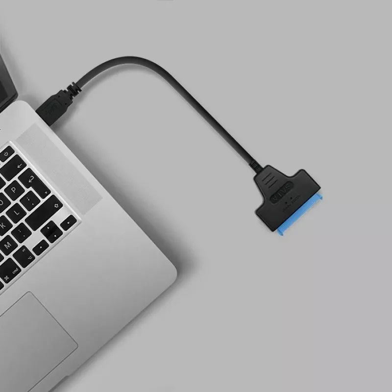 Adapteris QOLTEC 51855 — išorinis M.2 NVMe/NGFF į USB 3.0 adapteris, 10 Gb/s, 2,5 colio/M.2 diskams, juodas