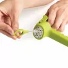 Rankeninis česnakų spaustukas Ototo Design Garligator žalios spalvos plastiko ir plieno