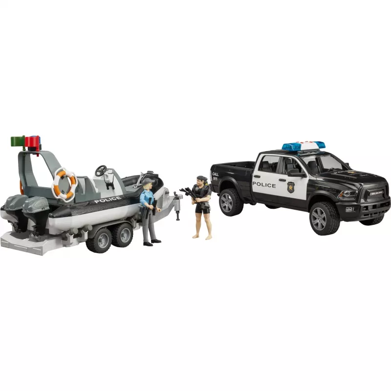 Dodge RAM 2500 policijos pikapas su valtimi