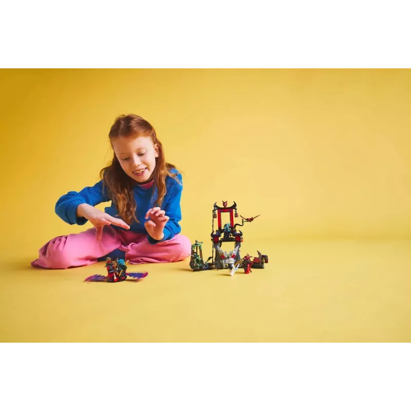Konstravimo rinkinys LEGO NINJAGO 71841 Dragon Village — 305 dalys, 6 minifigūrėlės, amžius 7+