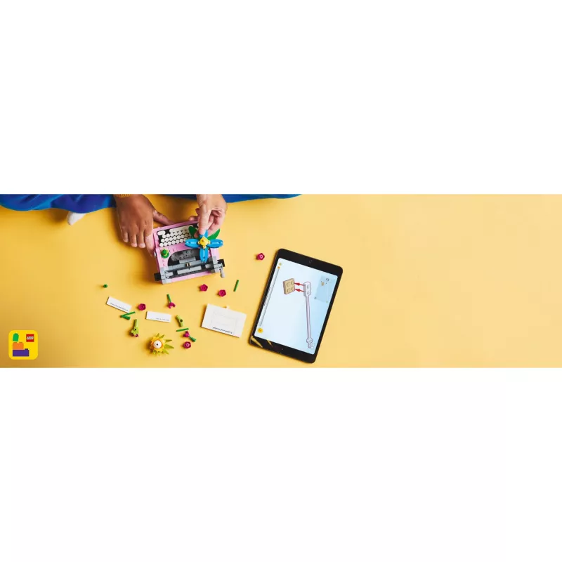 LEGO CREATOR 3in1 31169 Rašymo mašinėlė su gėlėmis