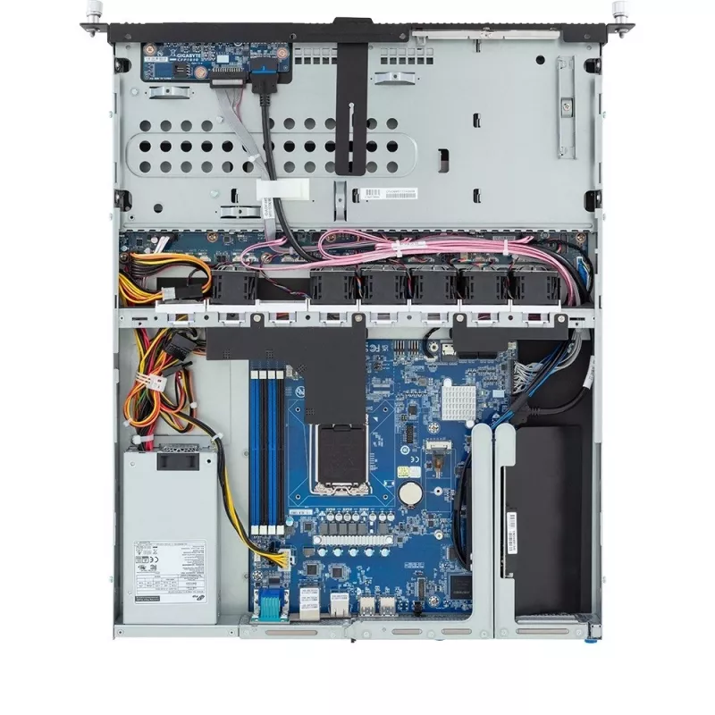 Rack server GIGABYTE R123-X00-AA01 1U — vieno lizdo Intel Xeon Scalable platforma, LGA 1700, DDR5, 4 DIMM, 2,5 colio lizdai x4, 400 W PSU (80 PLUS Gold)
