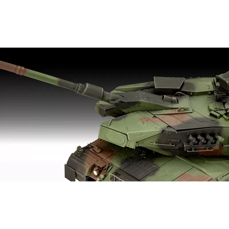Plastikinis modelis REVELL Leopard 2A7A1 karinio tanko rinkinys (mastelis nenurodytas)