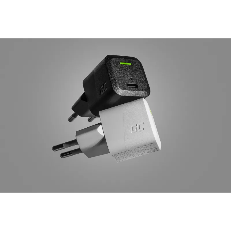 Mobiliojo įrenginio įkroviklis Green Cell CHARGC06, USB-C 33W, Quick Charge 3.0, kintamosios srovės įvestis 100–240V, juodas