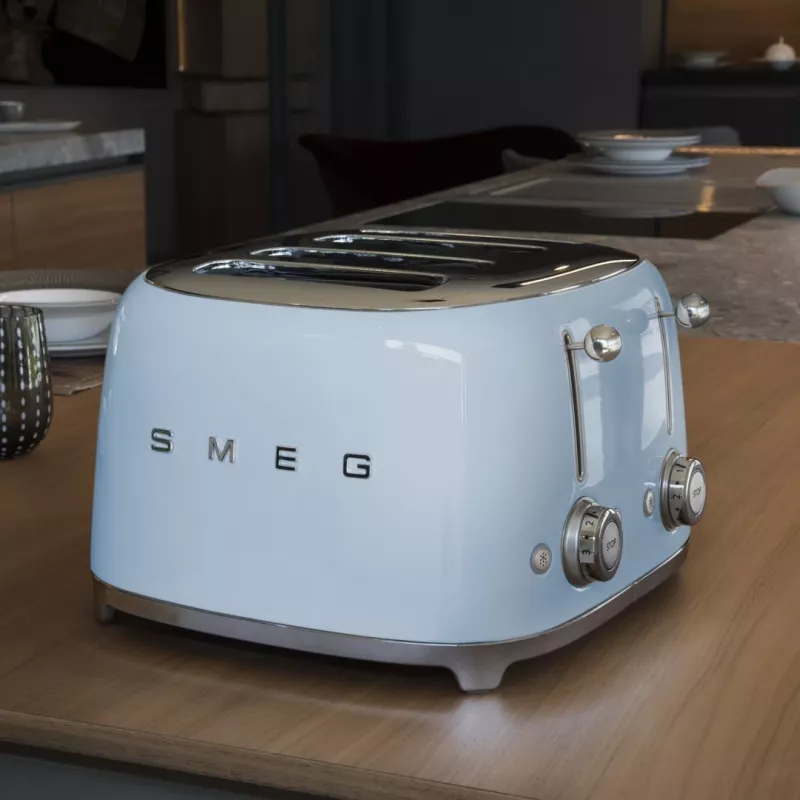Smeg 50's Style TSF03PBEU skrudintuvas pastelinės mėlynos spalvos
