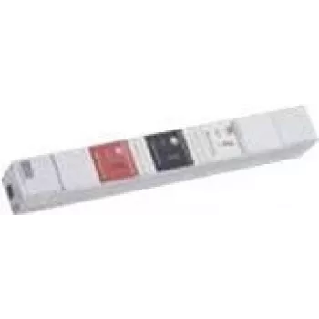 Bachmann Inline PDU Basic - Apsauga nuo viršįtampių (Montuojamas stove) - AC 400 V - 3 fazės - 1U - 1,0 m laidas (800.2546)