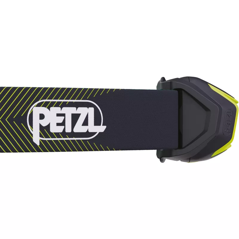 Petzl E065AB03 Actik Core žibintuvėlis žalias (E065AB03)