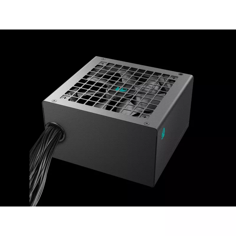 Maitinimo blokas DeepCool PF700X 700W ATX, 80 PLUS Bronze, 700 W, 1× 120 mm ventiliatorius, 24 kontaktų, 2× 4+4 CPU, 4× 6+2 PCIe, 6× SATA
